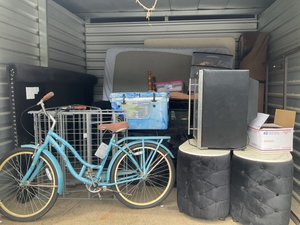 10 x 10 storage unit in Thomasville, NC