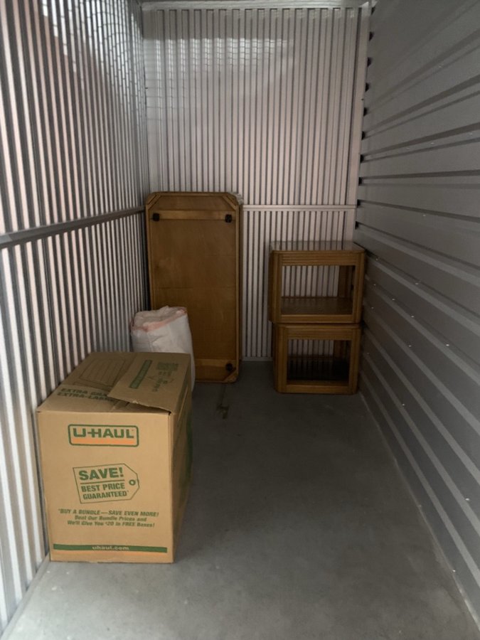 5 x 10 storage unit in New Port Richey, FL