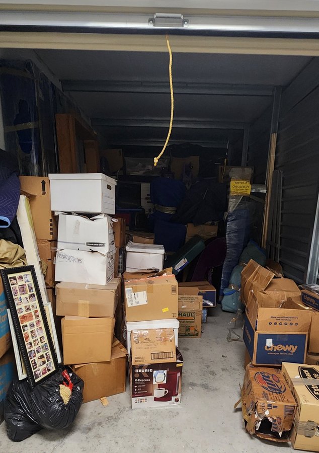 10 x 30 storage unit in Riverview, FL
