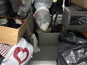 5 x 10 storage unit in Lansing, IL