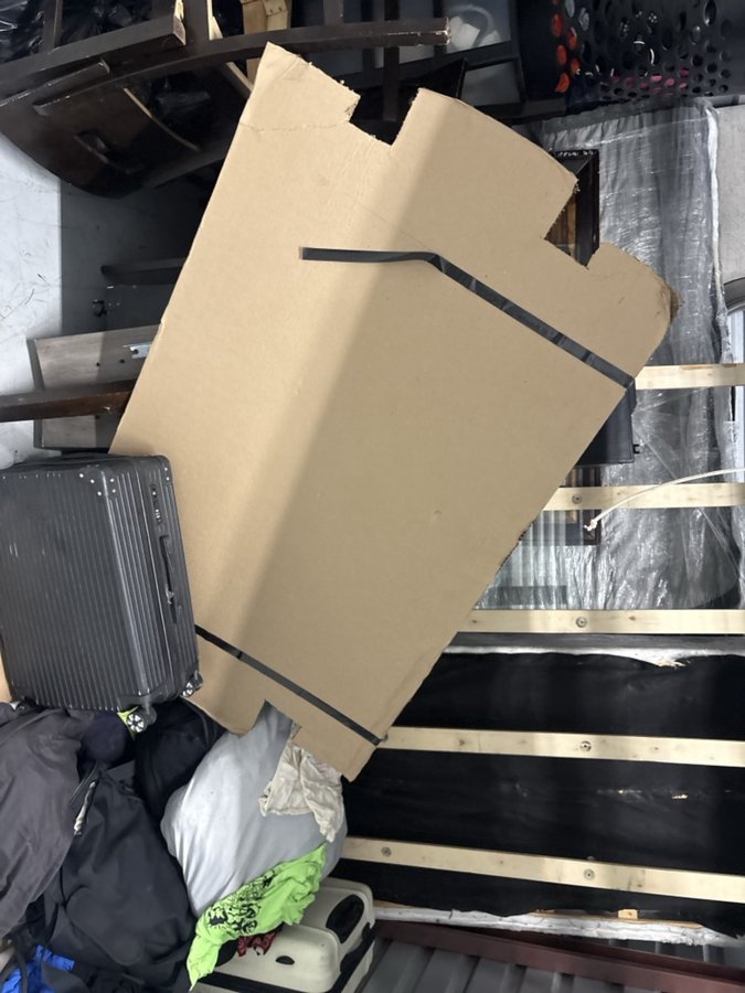 10 x 7 storage unit in Lansing, IL