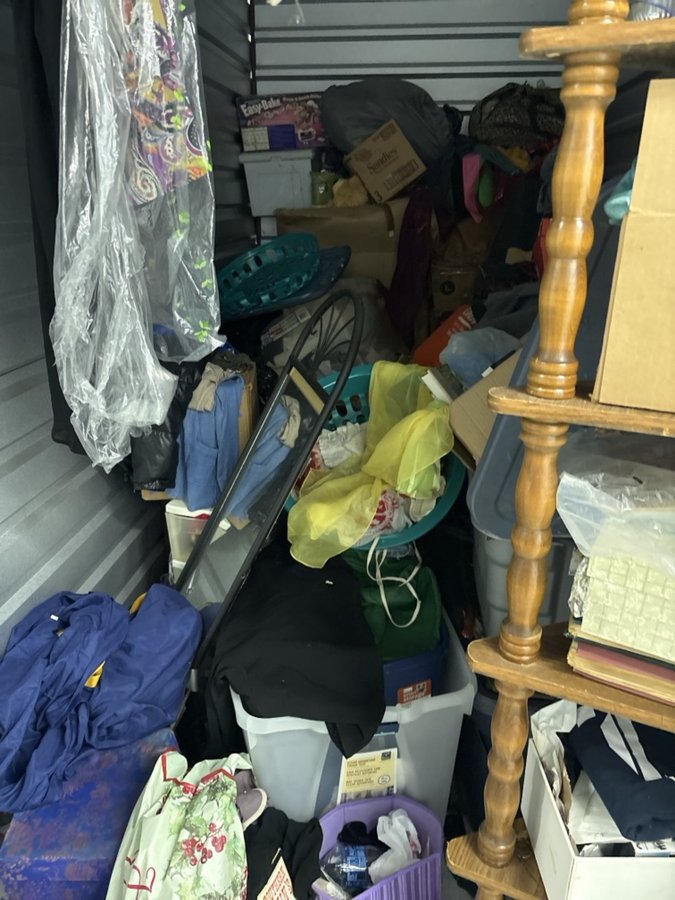 5 x 10 storage unit in Lansing, IL