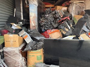 10 x 10 storage unit in Lansing, IL