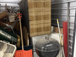 10 x 7 storage unit in Lansing, IL