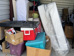 10 x 15 storage unit in Winter Haven, FL
