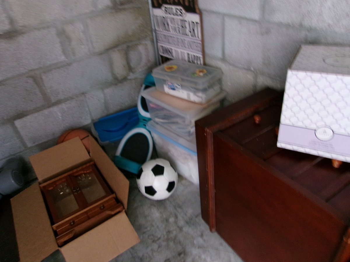 5 x 10 storage unit in Royal Palm Beach, FL