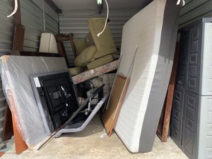 10 x 15 storage unit in Spring Hill, FL