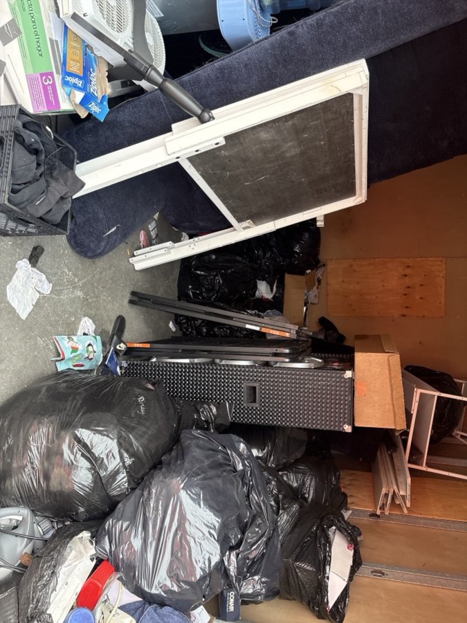 10 x 15 storage unit in Markham, IL