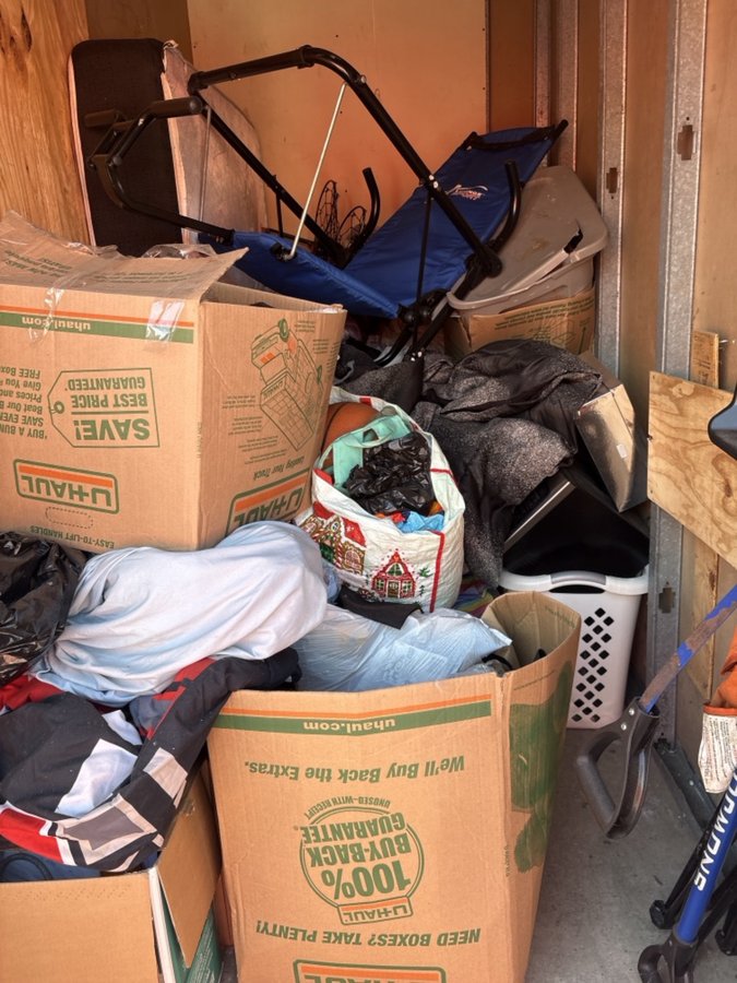 5 x 10 storage unit in Markham, IL