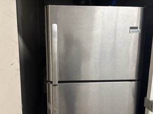 5 x 10 storage unit in Chicago Heights, IL