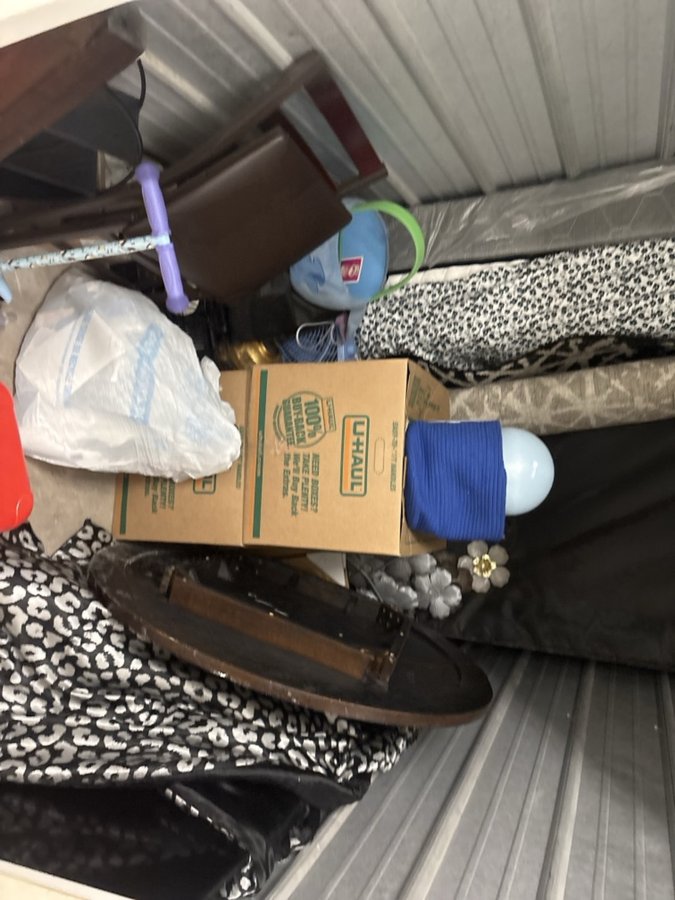5 x 10 storage unit in Chicago Heights, IL