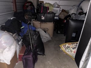 10 x 10 storage unit in Chicago Heights, IL