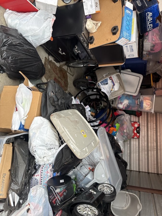 10 x 15 storage unit in Chicago Heights, IL