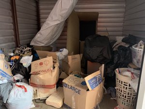10 x 10 storage unit in Holiday, FL