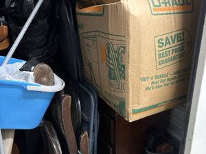 10 x 10 storage unit in Chicago Heights, IL