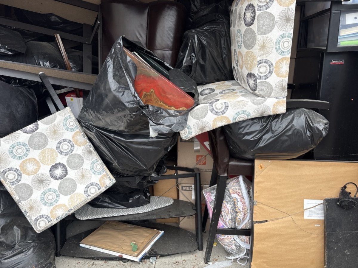 10 x 15 storage unit in Chicago Heights, IL