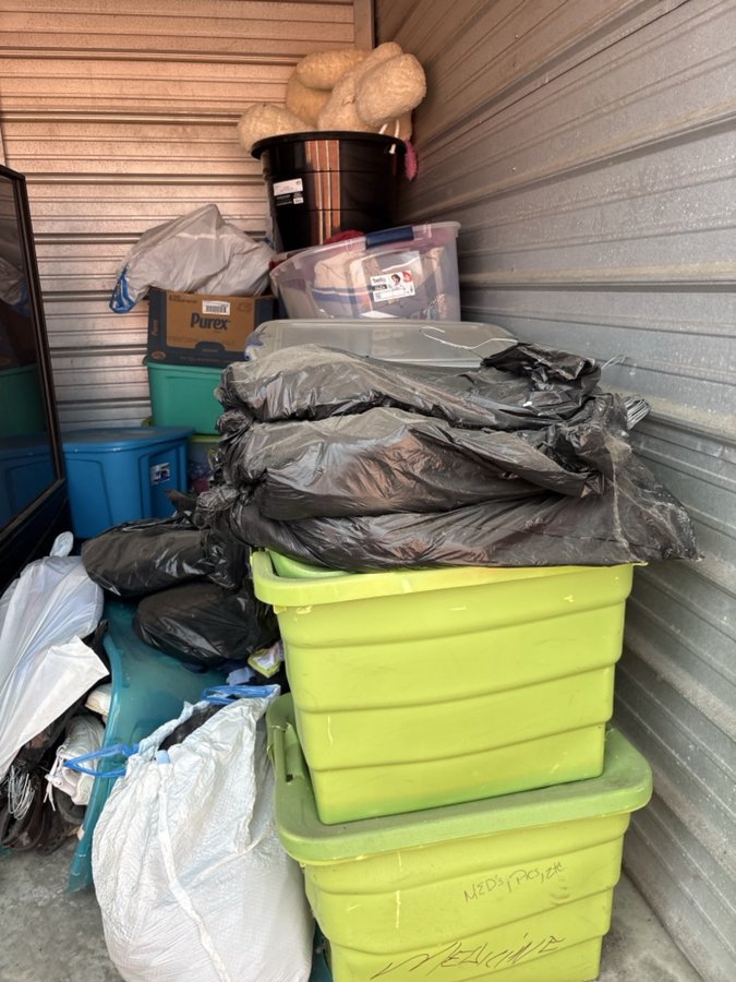 10 x 10 storage unit in Chicago Heights, IL