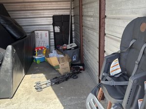 10 x 15 storage unit in Chicago Heights, IL