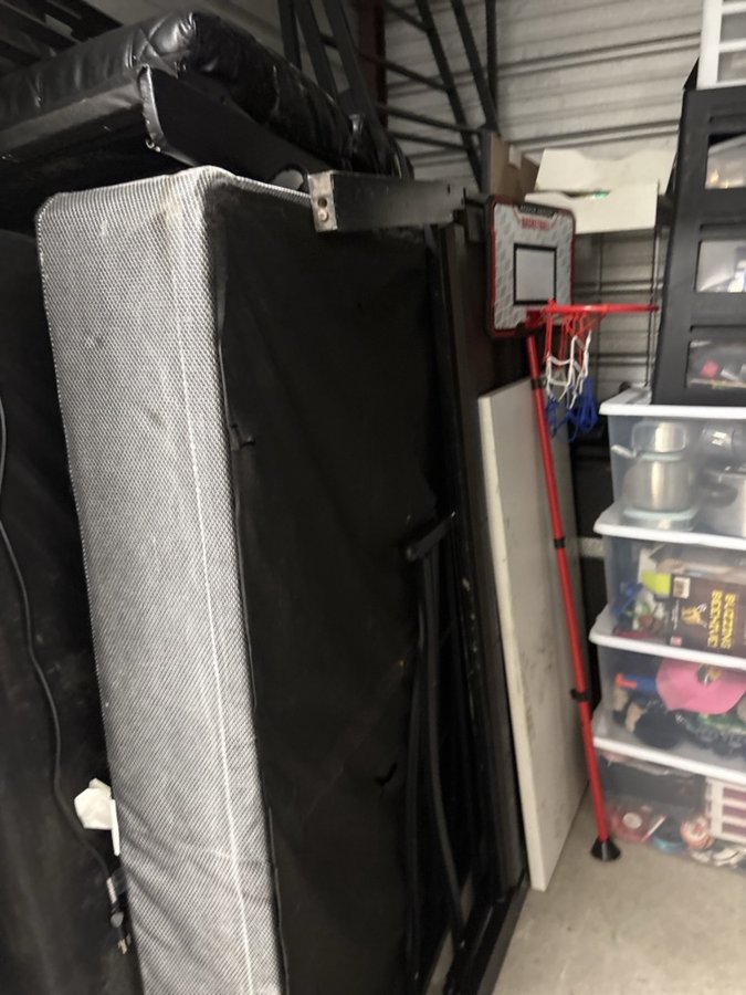 10 x 7 storage unit in Chicago Heights, IL