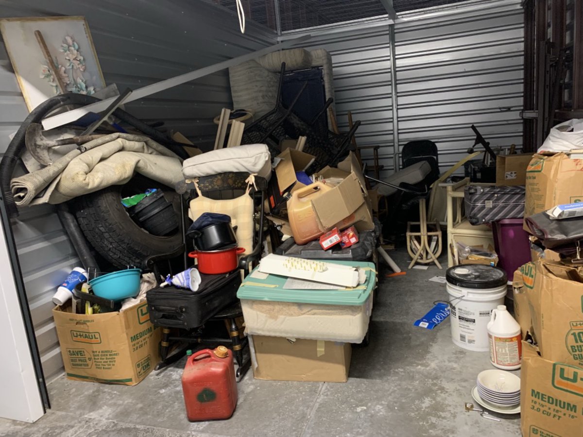 10 x 15 storage unit in Port Richey, FL