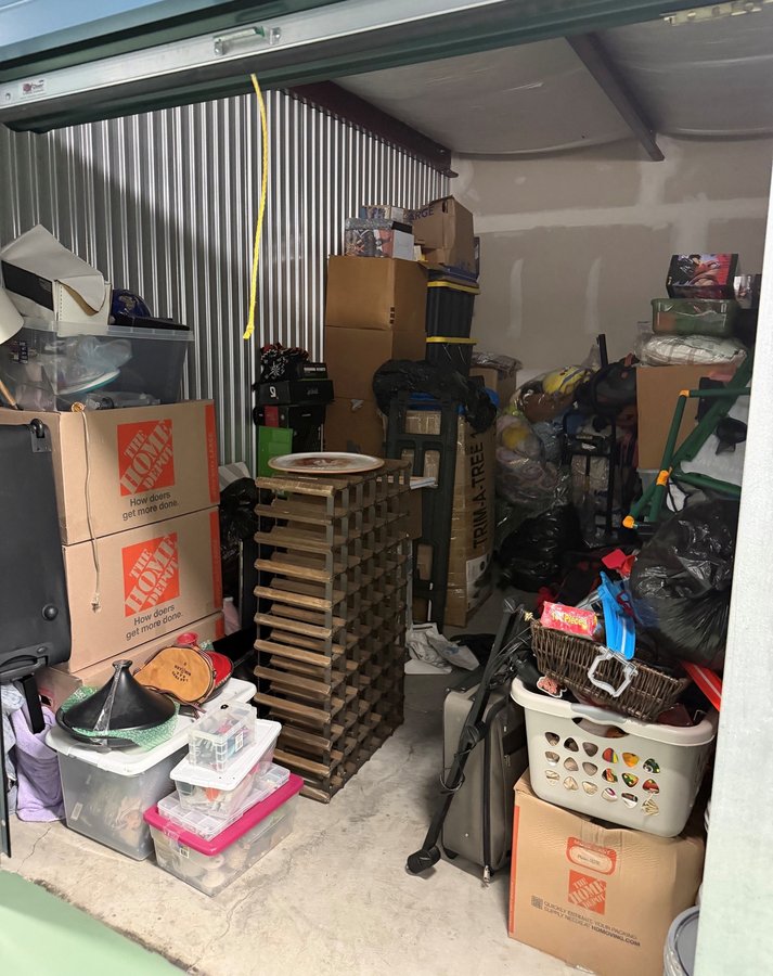 10 x 15 storage unit in Lakeland, FL
