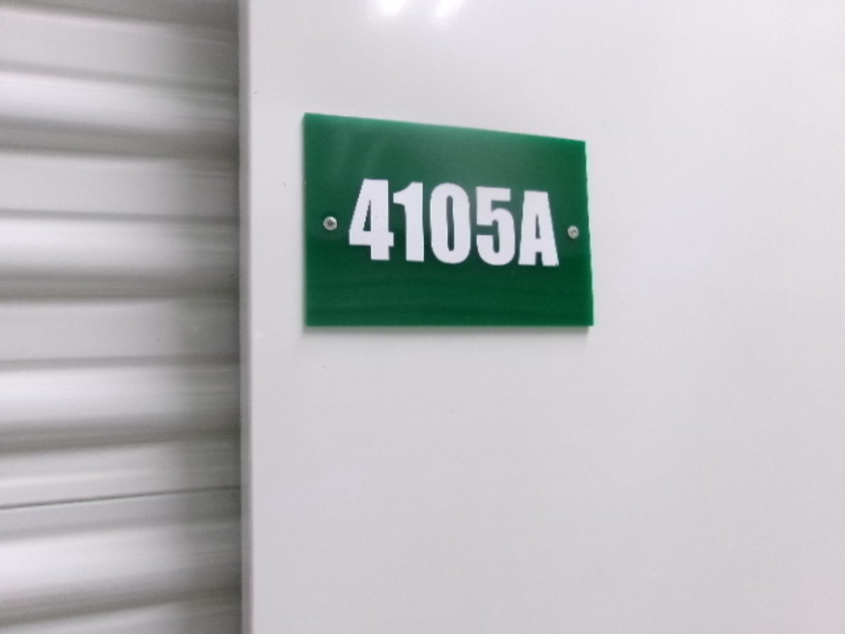 5 x 10 storage unit in Detroit, MI