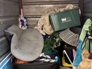 5 x 5 storage unit in Tarpon Springs, FL