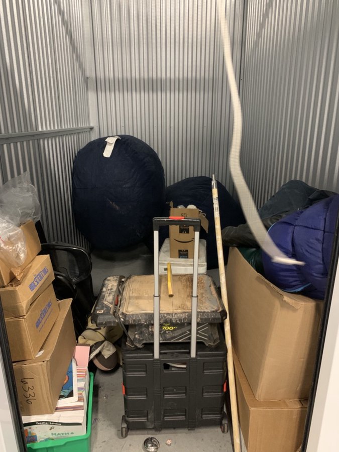 5 x 10 storage unit in Spring Hill, FL