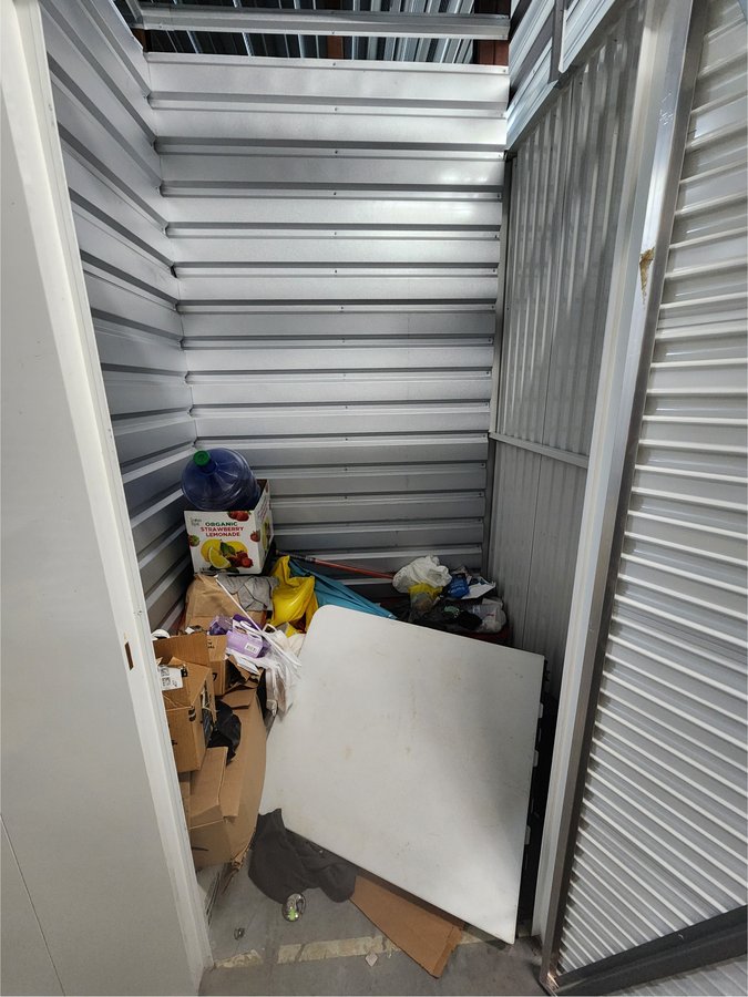 5 x 5 storage unit in Jacksonville, FL
