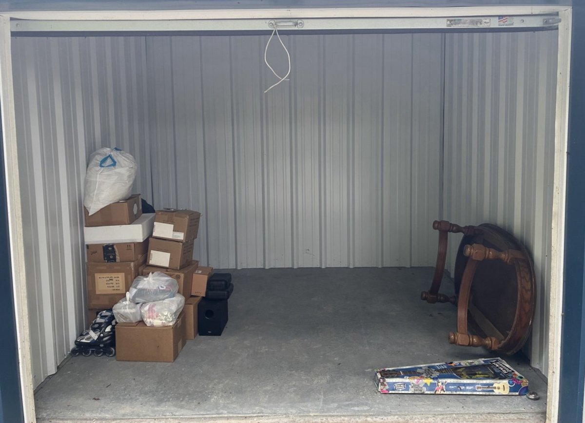 10 x 10 storage unit in Halifax, PA