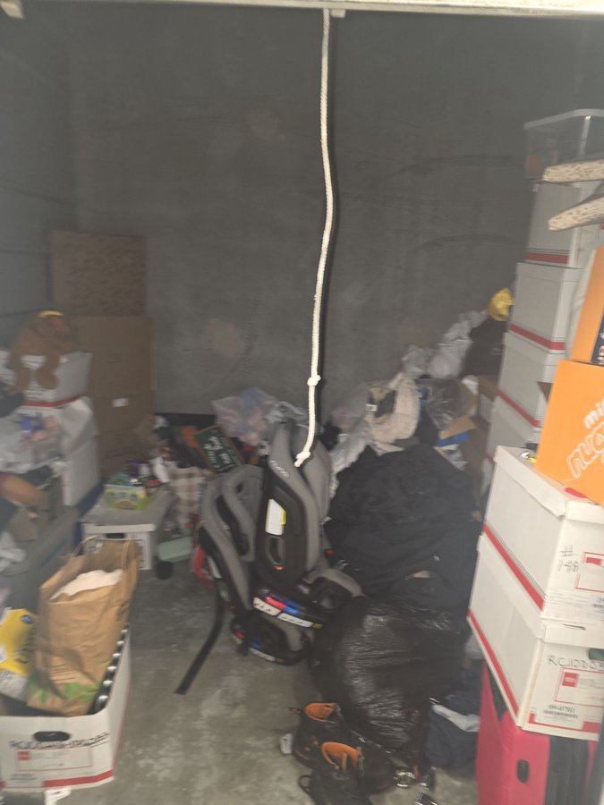 9 x 10 storage unit in San Ramon, CA