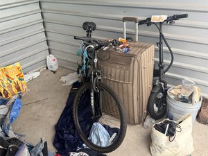 10 x 10 storage unit in Norman, OK