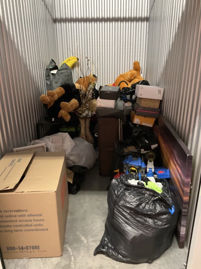 5 x 10 storage unit in Largo, FL