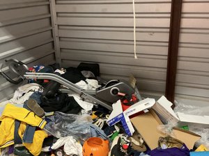 10 x 5 storage unit in Largo, FL