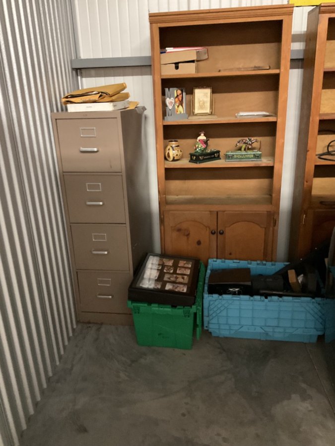 7 x 10 storage unit in Largo, FL