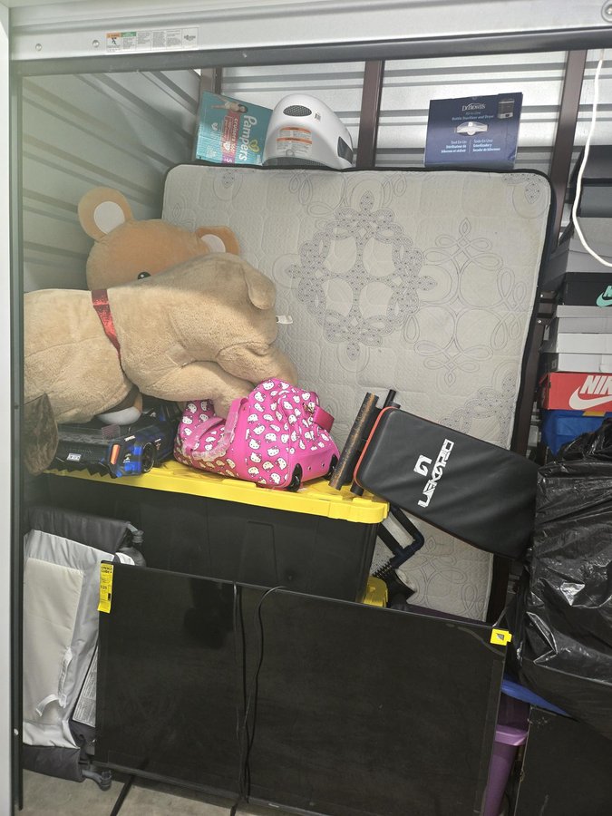 10 x 5 storage unit in Irvington, NJ