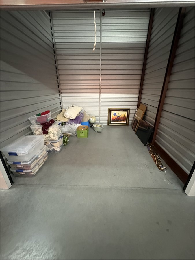 10 x 10 storage unit in Austin, TX