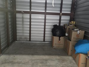 10 x 10 storage unit in Irvington, NJ