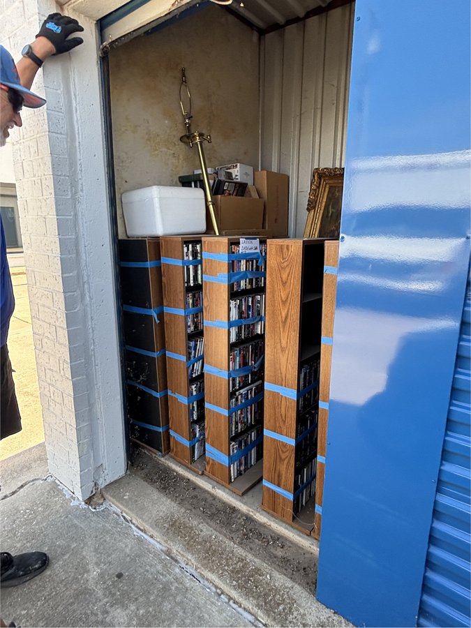 5 x 5 storage unit in Bethany, OK