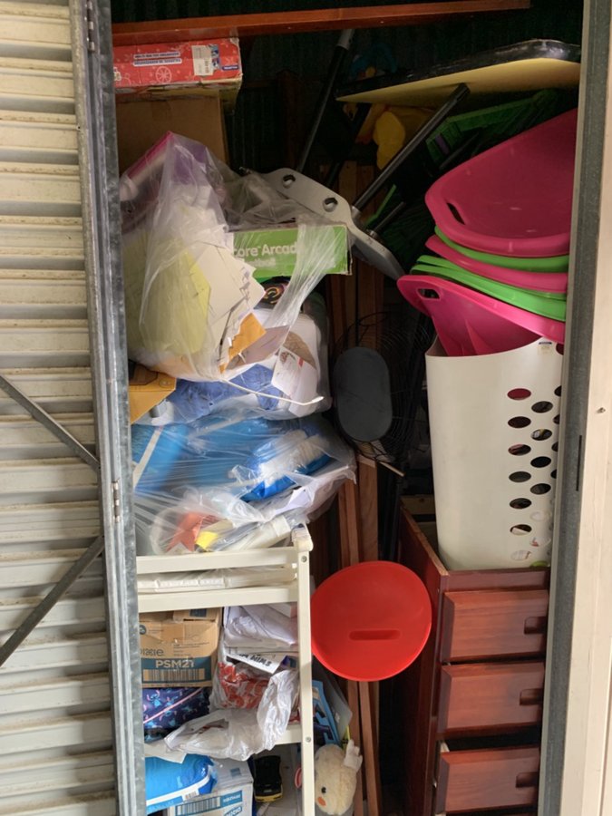 4 x 10 storage unit in Pinellas Park, FL