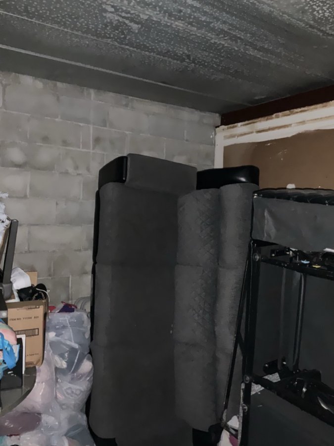 9 x 10 storage unit in Pinellas Park, FL