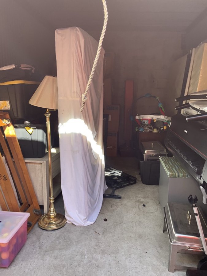 10 x 13 storage unit in Pinellas Park, FL