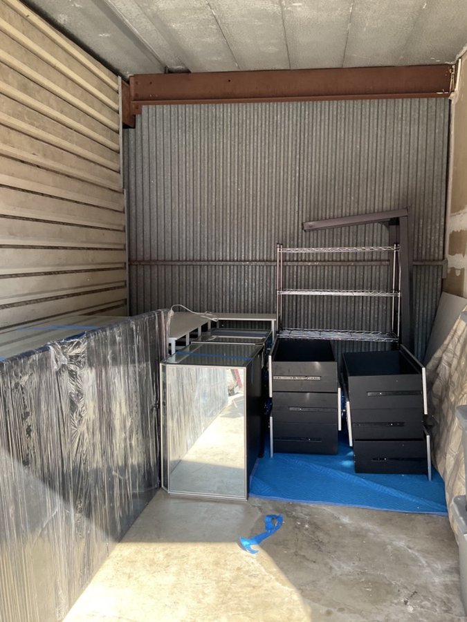 9 x 10 storage unit in Pinellas Park, FL