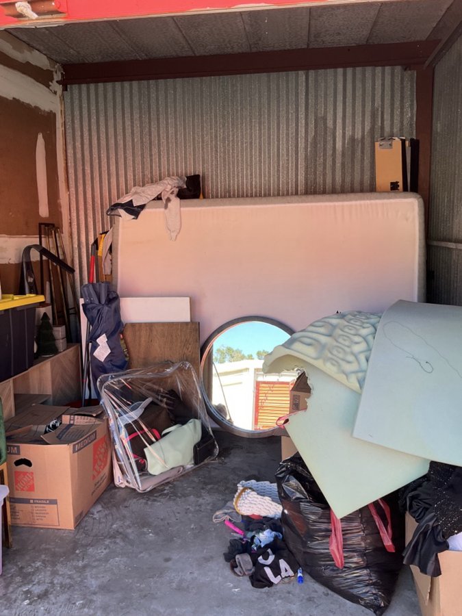 9 x 10 storage unit in Pinellas Park, FL
