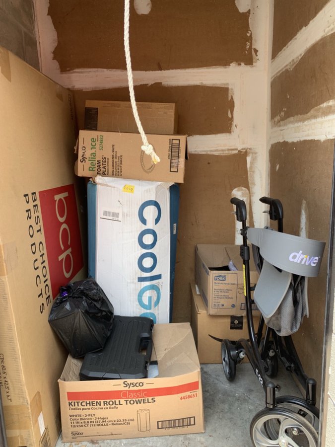 5 x 5 storage unit in Seminole, FL