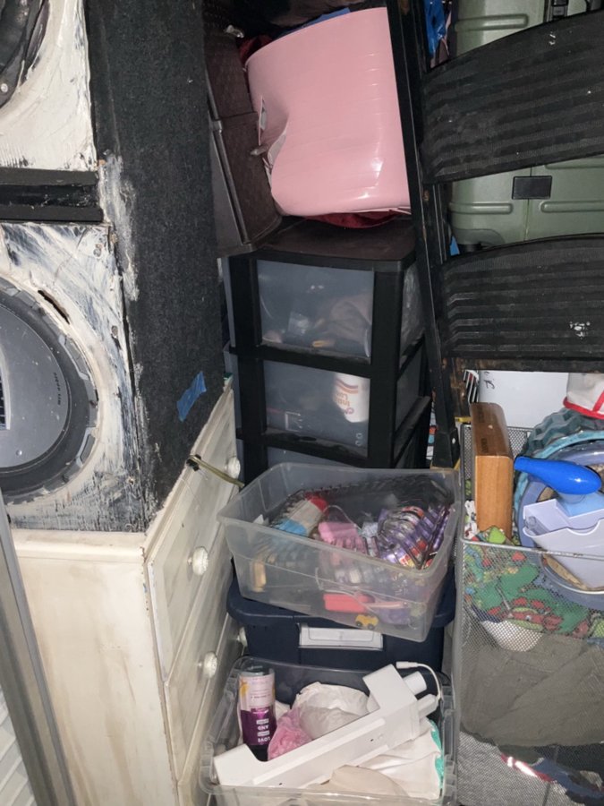 5 x 10 storage unit in Pinellas Park, FL