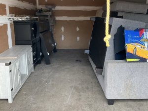 10 x 20 storage unit in Seminole, FL