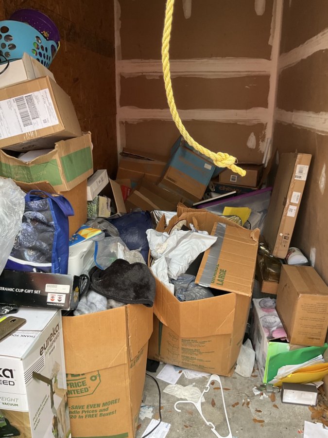5 x 10 storage unit in Seminole, FL