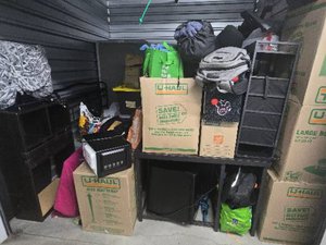 10 x 10 storage unit in Capitol Heights, MD