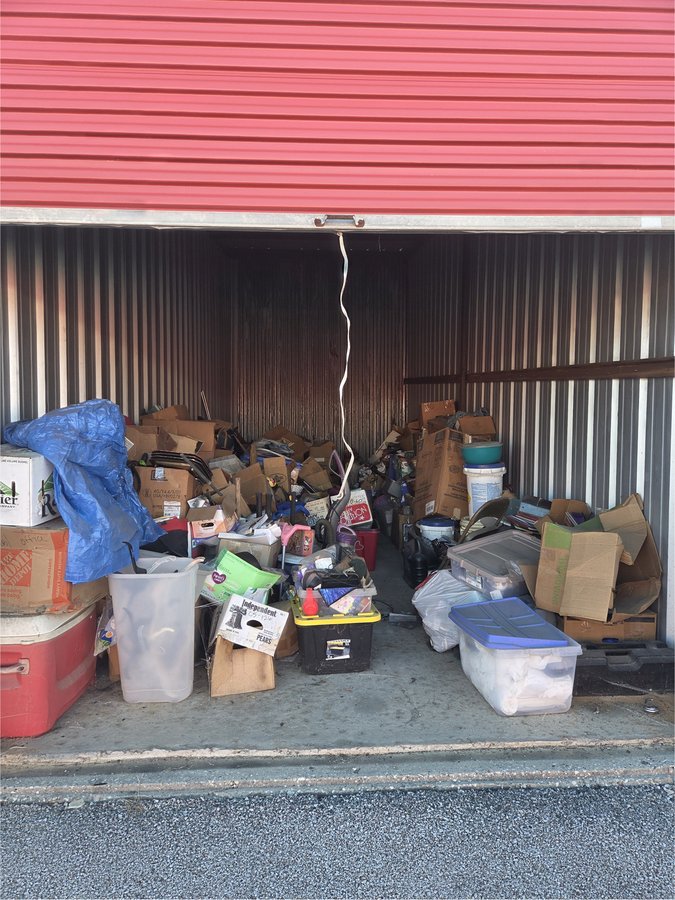 11 x 30 storage unit in Willis, TX